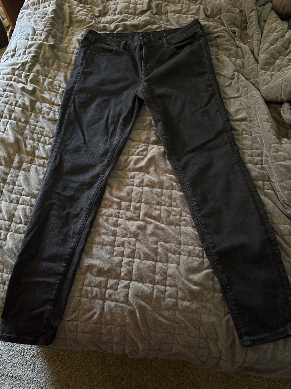 American Eagle Skinny jeans 14
